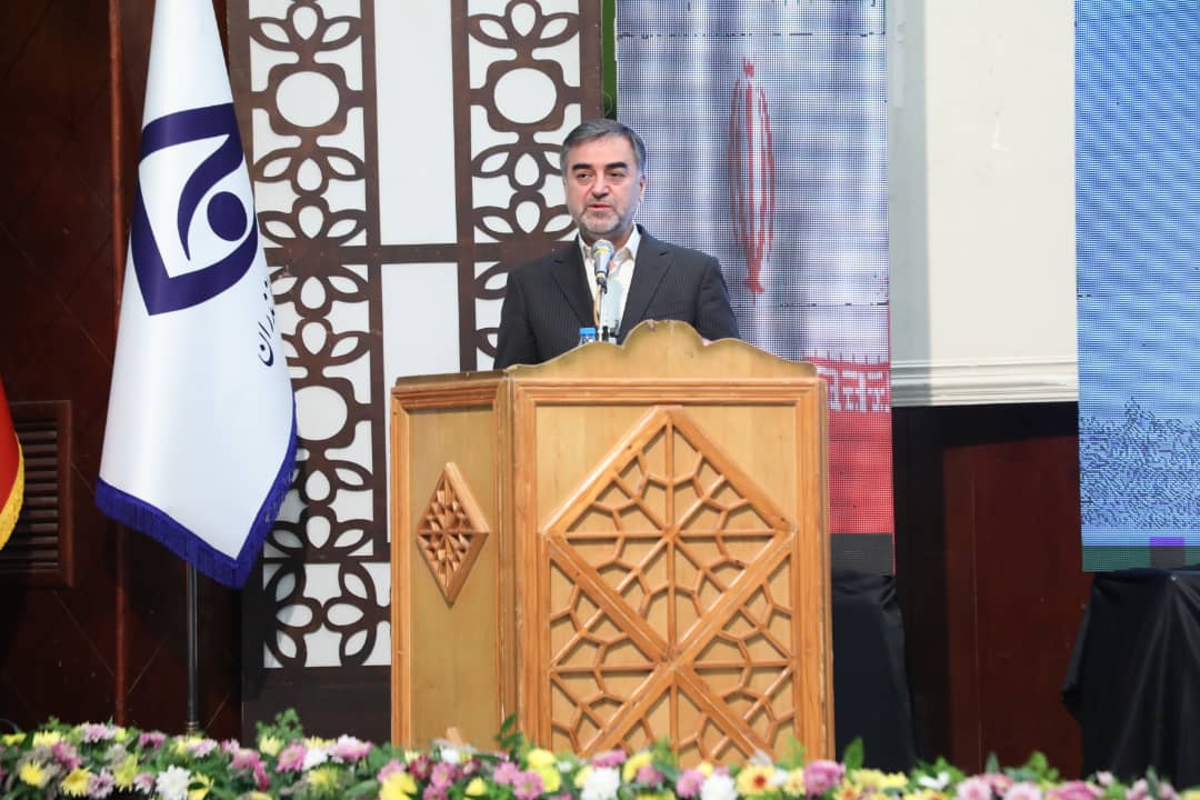 صدا و سیما میز ارتباطی بین مدیران و نخبگان شکل دهد