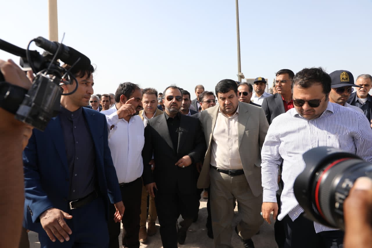وعده خوش وزیر اقتصاد به لنج داران ۳ استان کشور