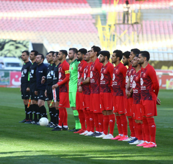 شنا کردن مدیران پرسپولیس خلاف جریان آب