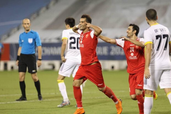 مهاجم گلزن تیم پرسپولیس 6 ماه محروم شد