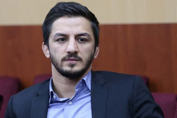 مربیان سرمایههای کشتی کشور هستند