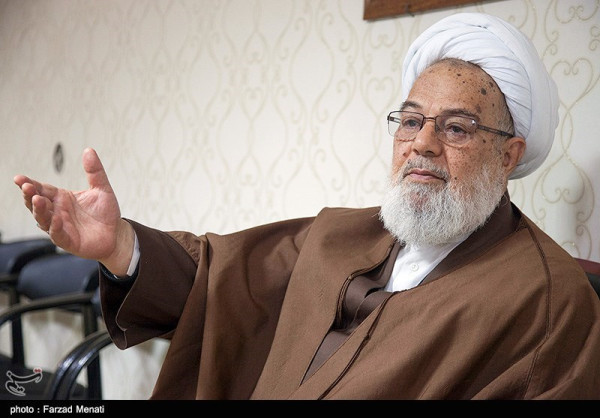 حل مشکلات اقتصادی در اولویت برنامه های مجلس باشد