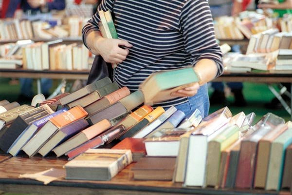 مردم ازرادیو توقع معرفی کتابهای مطمئن دارند