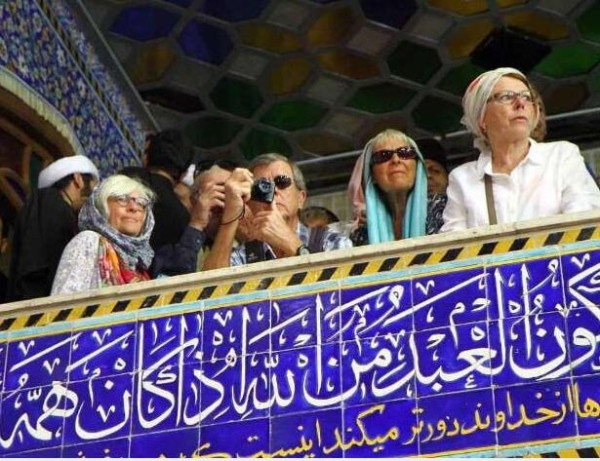 ستاد ملی کرونا ورود گردشگران خارجی را وتو کرد؟