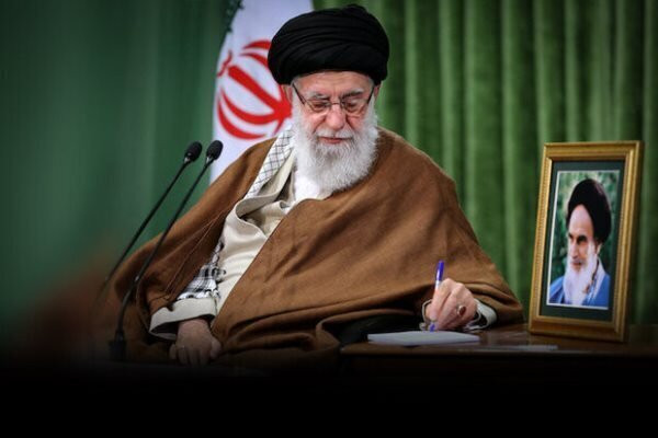 پیام رهبر انقلاب در پی درگذشت حجتالاسلام محتشمیپور