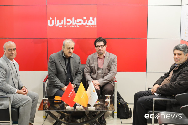 بازدید رئیس انجمن روابط عمومی ایران از غرفه اکو + عکس 6