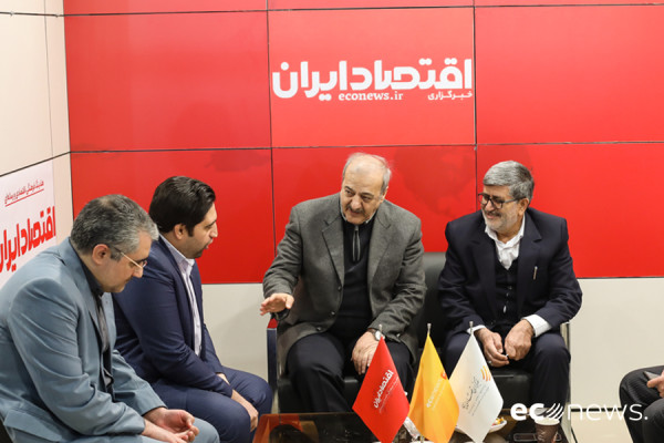 بازدید رئیس انجمن روابط عمومی ایران از غرفه اکو + عکس 3