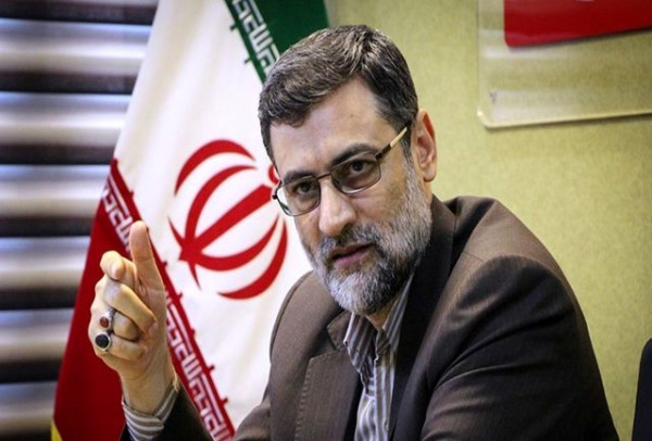 مسئولین بجای حفاظت از پول ملی از ارز خارجی حراست میکنند