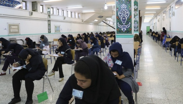 لغو آزمون ورودی مدارس نمونه دولتی با پیک پنجم کرونا
