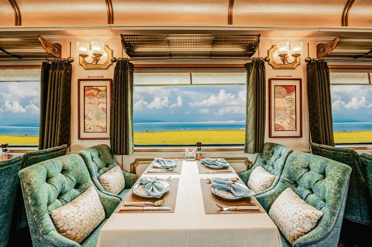 با این قطار لوکس از جاده ابریشم بگذرید