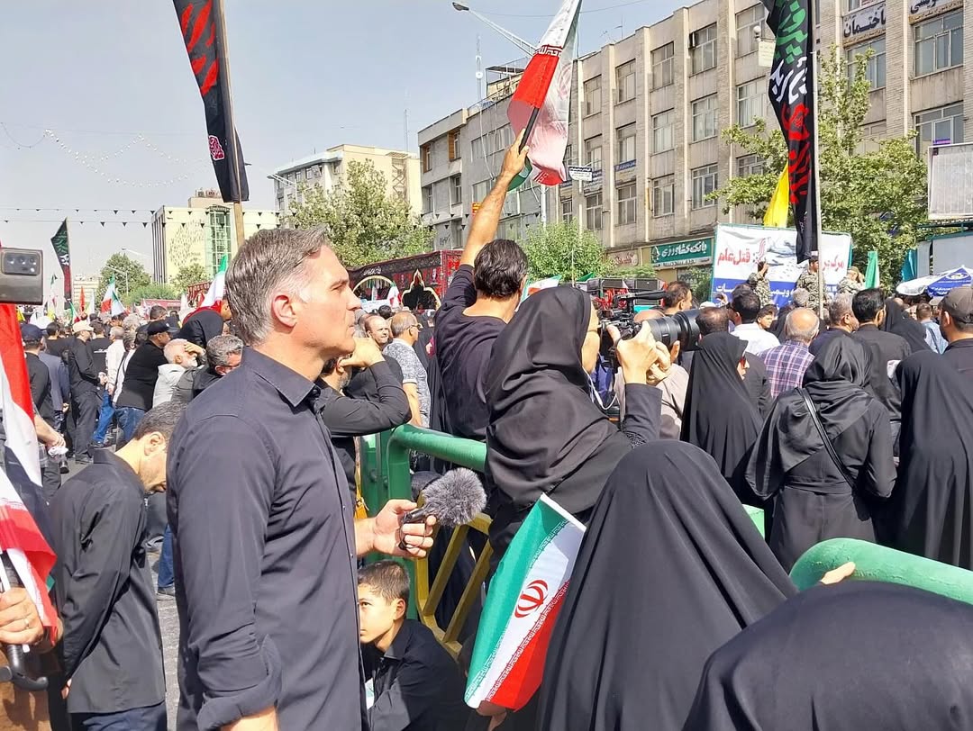 مراسم پرشکوه تشییع جمعی از شهدای اقتدار+عکس