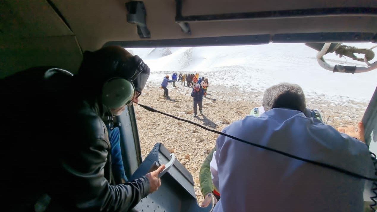 نجات ۱۲ کوهنورد گم‌شده در ارتفاعات آبعلی+تصاویر