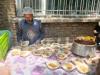 پخت و توزیع غذای نذری در عاشورای حسینی کردستان