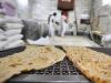 قیمت ۳ نوع نان در نانوایی‌های آزادپز اهواز اعلام شد