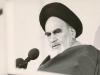 ویژگی های امام خمینی (ره) چراغ راه جوانان ایران است