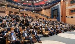 تعامل مدیران اقتصادی و صنعت مالی کشور 