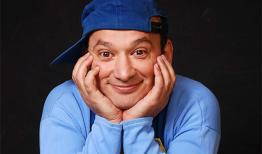 عمو قلقلی در بیمارستان بستری شد