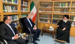 دیدار و گفتگوی وزیر خارجه با تولیت آستان قدس رضوی