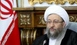 درخواست دانشجویان از آملی لاریجانی درباره ثبت معاملات