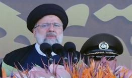 نیروهای مسلح تحریم‌ها را به فرصت تبدیل کرد