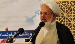 امام جمعه یزد: شایعه‌پراکنی حربه دشمن برای ایجاد تفرقه است