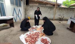 ذبح ۳۶ گوسفند و یک گاو به مناسبت عید قربان در آستانه و کیاشهر
