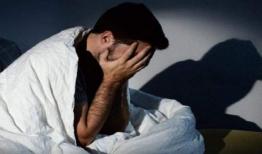 پنج عادت بدی که باعث بی‌خوابی می‌شود