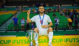 مرد سال فوتسال آسیا جایزه‌اش را به امام زمان(عج) تقدیم کرد