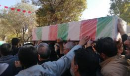 سنگ تمام کرمانی ها در تشییع باشکوه شش شهید گمنام