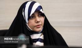 ما انقلابیم و ولیّ عصر آنجاست؛ تا دیدنت مانده است تنها یک خیابان