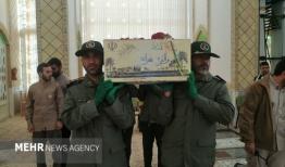 استقبال باشکوه مردم بهاباد از پیکر شهید گمنام