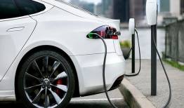 عبور خودروهای برقی چین از دیوار تعرفه‌ای آمریکا  