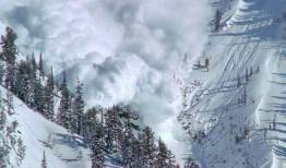 خطر یخ‌زدگی و ریزش بهمن در ارتفاعات