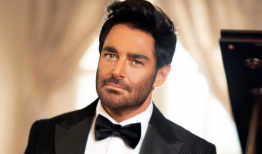 سلفی پربازدید رضا گلزار با مسافران داخل هواپیما