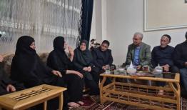 دیدار مهاجرانی و ربیعی با خانواده الهه حسین‌نژاد