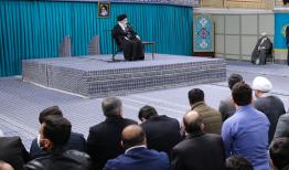 انقلاب محتاج پیشرفت و تحول روز به روز است