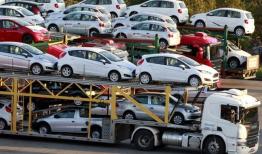 خودروهای وارداتی کمبود بازار را جبران خواهد کرد