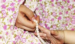 دعای زیبای امام سجاد (ع) در حق والدین + فیلم