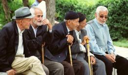 سن امید به زندگی در ایرانی‌ها چقدر است؟