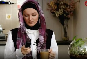 «بیتا» سریال آوای باران در لباس چارلی چاپلین