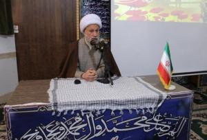 امام جمعه شیراز: تیپ ۵۵ هوابرد نماد افتخار و ایستادگی ملت ایران است