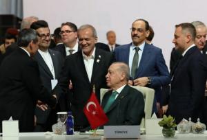 ظاهرا پزشکیان دیپلماسی را به زبان ترکی بلدتر است!