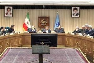 نشست اقتصادی دولت در بانک مرکزی؛ تأکید بر مهار قیمت کالاهای اساسی