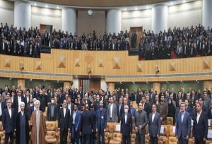 تقدیر از دستگاه‌ها و مدیران برتر در مسیر شفافیت و سلامت اداری