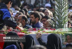 پیکر شهید ۲۱ ساله گمنام دفاع مقدس در اهواز تشییع شد