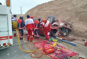 باغبان: واژگونی تریلی در سمنان جان یک نفر را گرفت