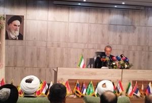نباید گرفتار تار عنکبوتی سیاست‌های بین المللی شد
