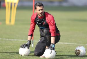 گلر پرسپولیسی تیم جدیدش را پیدا کرد
