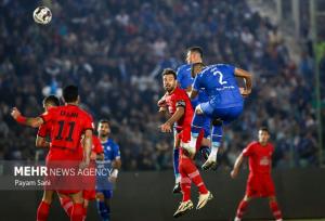 استقلال به دنبال کم کردن فاصله باپرسپولیس؛تراکتور به فکر ورود به جدول!