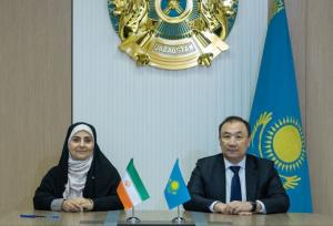 تأکید وزرای راه و شهرسازی ایران و قزاقستان بر گسترش همکاری‌های دو کشور
